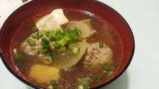 「ほっかぶらNight」で出た烏骨鶏(ウコッケイ)のつみれ汁♪ハンパない美味さ!!